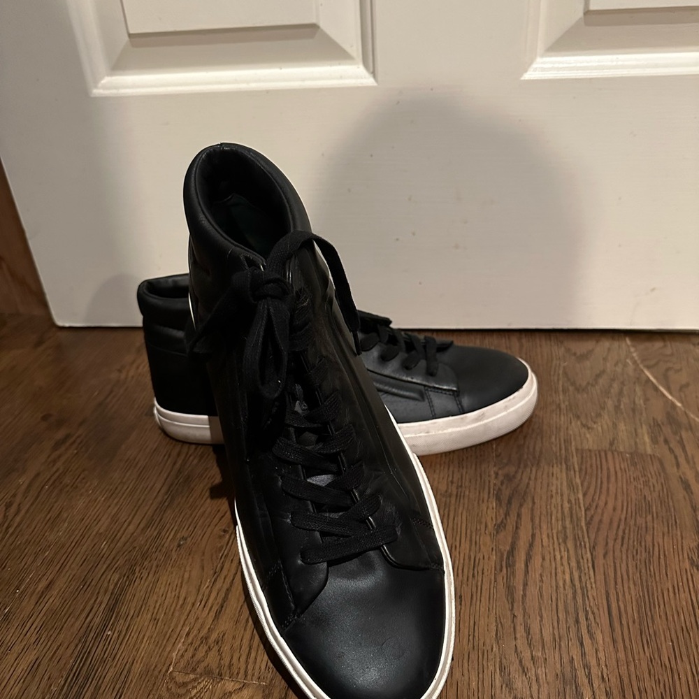 Vince Athens Men’s black Leather High Top Sneakers Size 10